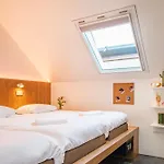 Bunk Hostal *