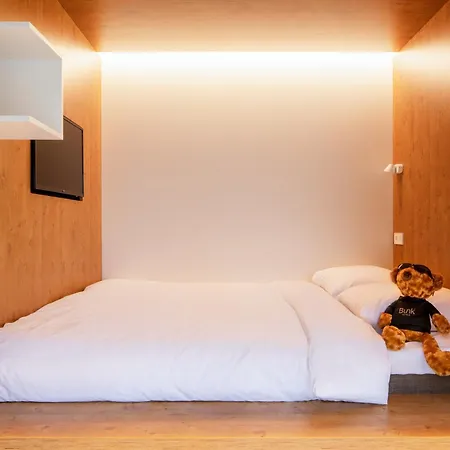 Bunk *