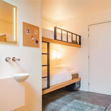 Hostel Bunk