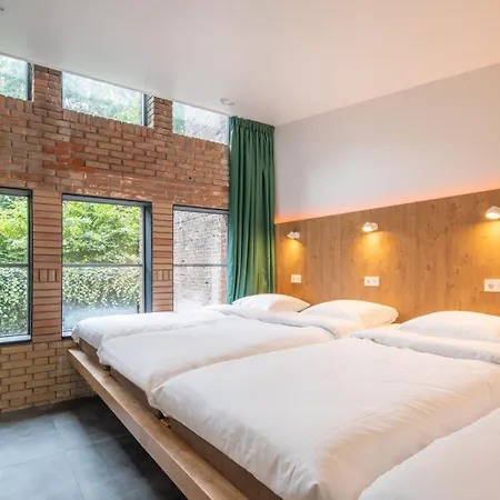Hostel Bunk