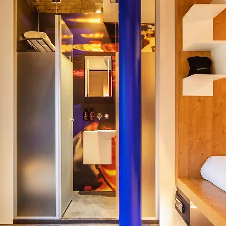 Bunk *