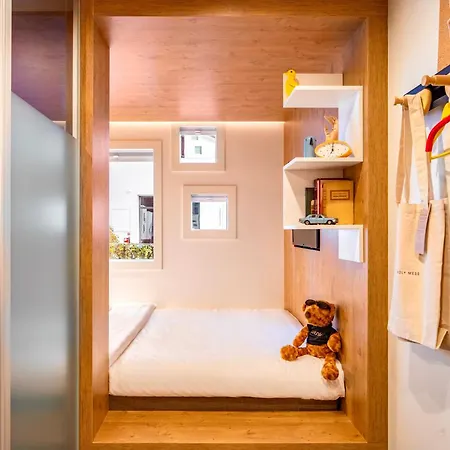 Bunk *